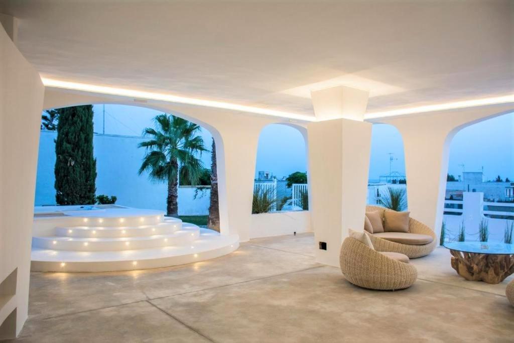 B&B Valentino Luxury Rooms By Salentolimit Porto Cesareo Esterno foto