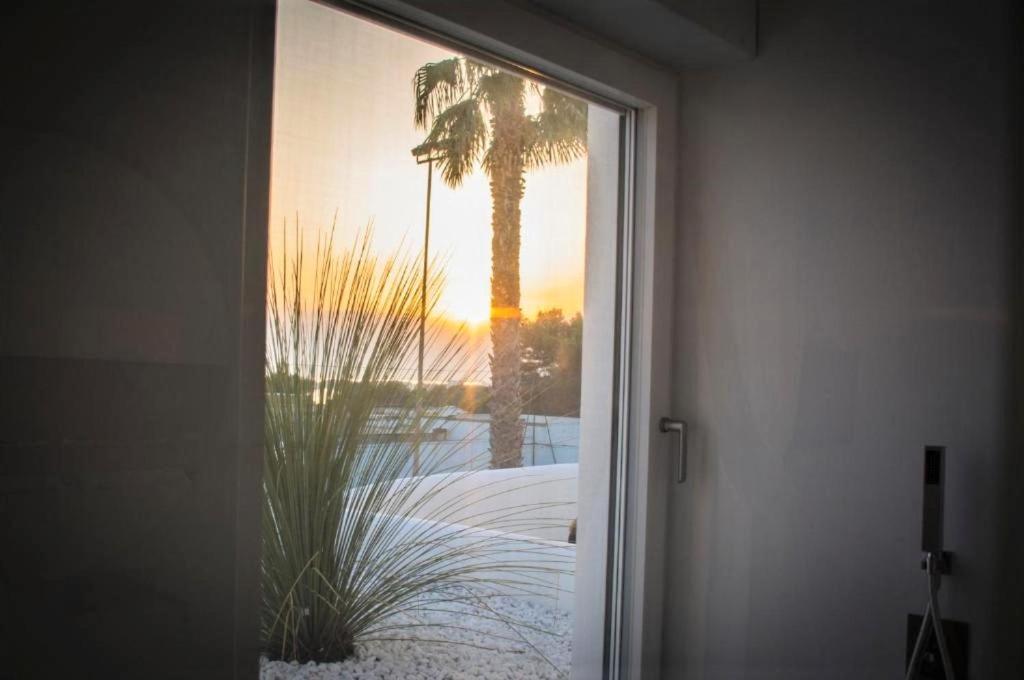 B&B Valentino Luxury Rooms By Salentolimit Porto Cesareo Esterno foto