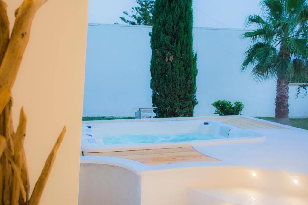 B&B Valentino Luxury Rooms By Salentolimit Porto Cesareo Esterno foto