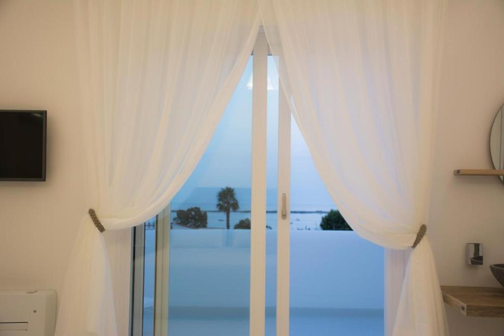 B&B Valentino Luxury Rooms By Salentolimit Porto Cesareo Esterno foto