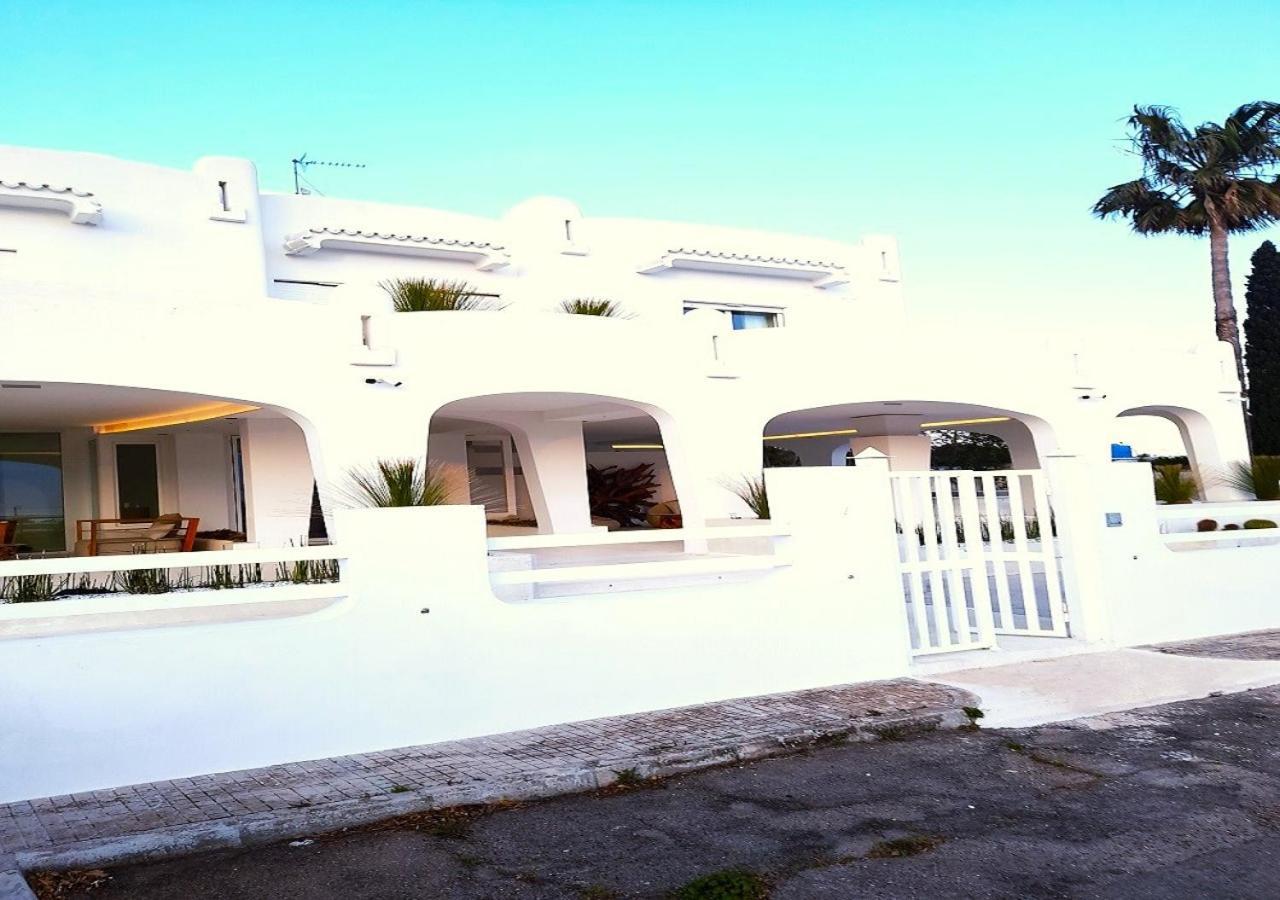 B&B Valentino Luxury Rooms By Salentolimit Porto Cesareo Esterno foto